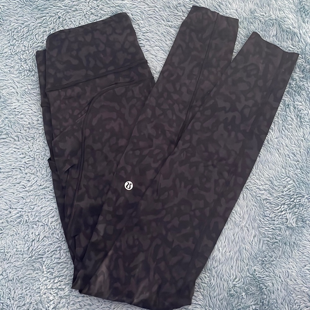 Lululemon Fast and Free Leggings, Size 6